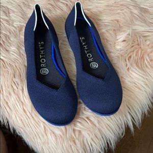 Rothys retired navy blue white halo woman’s shoes